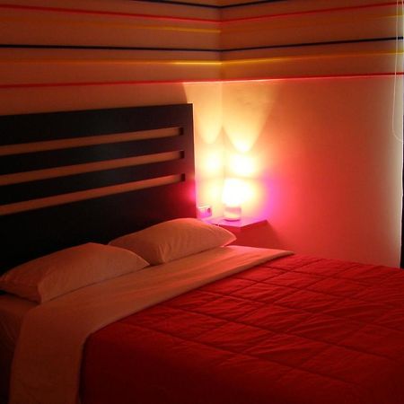 Room In A Neoclassical House - Ladybug Kastoria Exterior photo