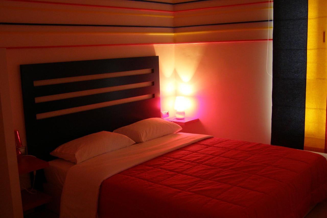 Room In A Neoclassical House - Ladybug Kastoria Exterior photo