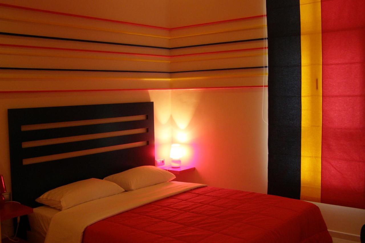 Room In A Neoclassical House - Ladybug Kastoria Exterior photo
