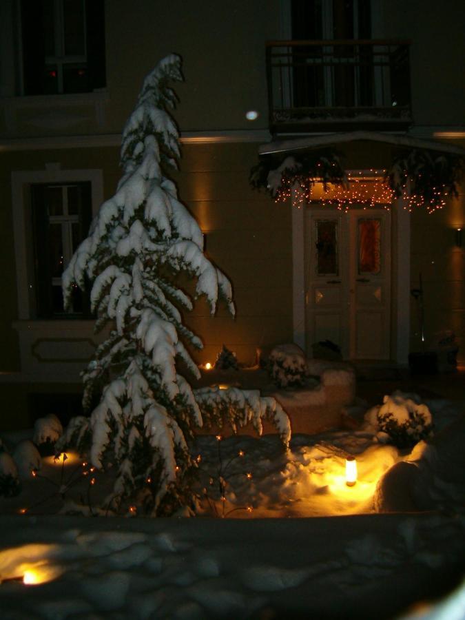 Room In A Neoclassical House - Ladybug Kastoria Exterior photo